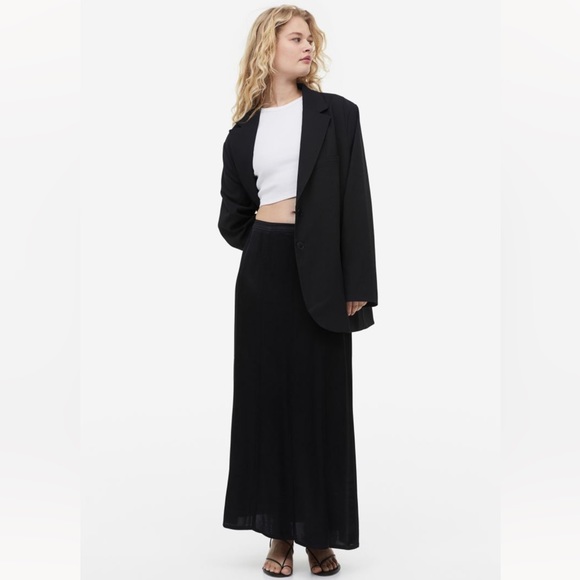 H&M cropped vest top | - Picture 5 of 10